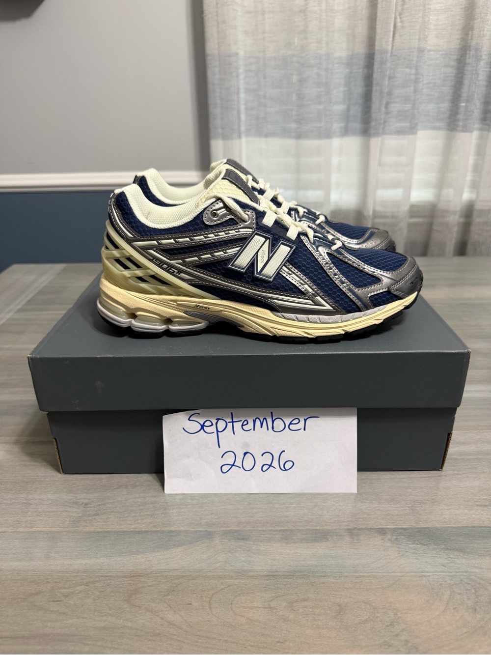 Men’s new balance 1906R